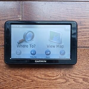 GPS Garmin Nüvi 2595 LMT  Maps US Canada w/Charger
